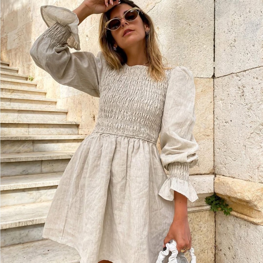 DISSH Elegant Cream Smocked Dress